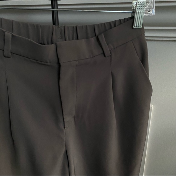 Uniqlo dark grey trousers - Picture 2 of 5